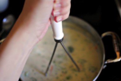 Суп из брокколи и чеддера - приготовление