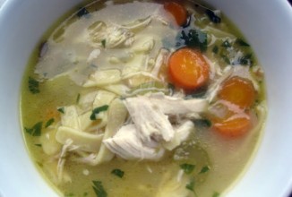 Суп с курицей и лапшой