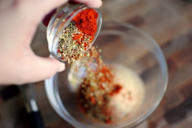 Печеный картофель с приправами - приготовление