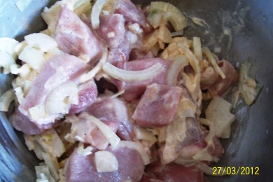 Свинина с картофелем в духовке "Сочная" - приготовление