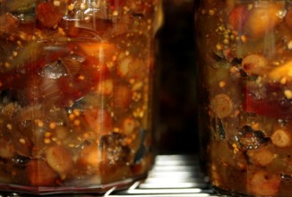 Чатни из зеленых помидоров с яблоками