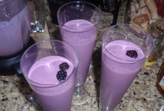 Грушево-черничный смузи