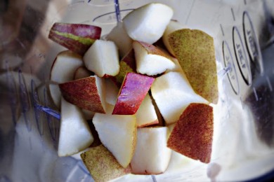 Грушево-черничный смузи - приготовление