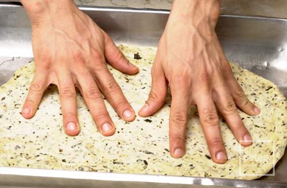 Фокачча с пряными травами - Шаг 2