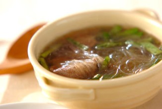 Суп из свинины с рисовой лапшой