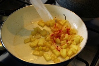 Ризотто с яблоками и горгондзолой - приготовление