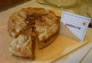 Яблочная шарлотка с корицей