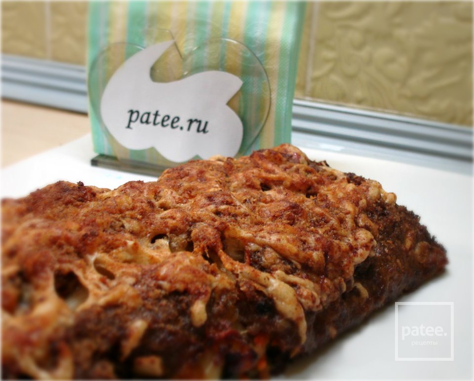 Мясной рулет с начинкой из макарон и черемши с хрустящей корочкой - Шаг 9