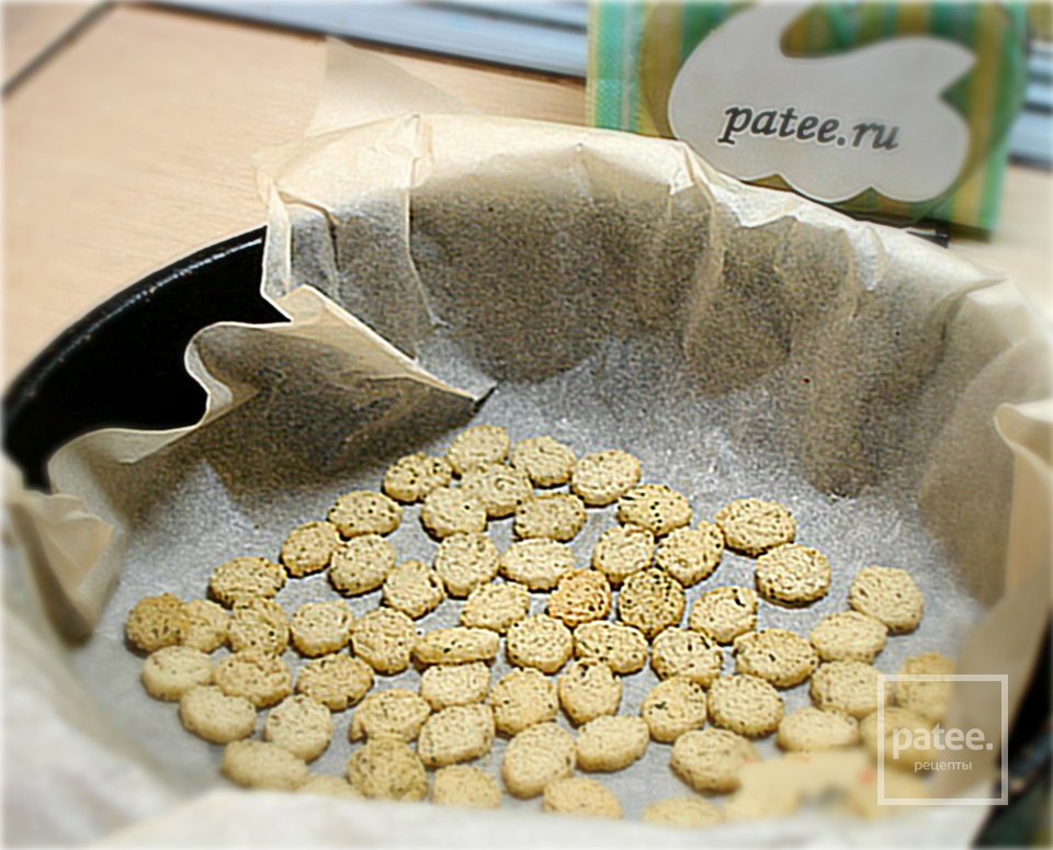 Пирог из манки с начинкой из яиц - Шаг 2