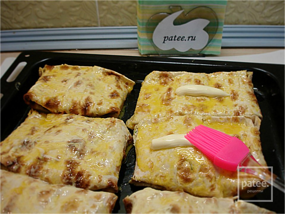 Курочка в конверте, запеченая с сыром и яблоком - Шаг 7