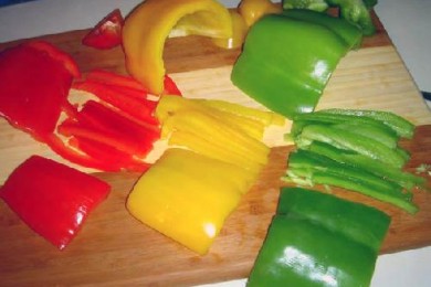 Салат с креветками и с лимонным соусом - приготовление