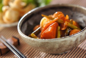 Картофель отварной с устричным соусом