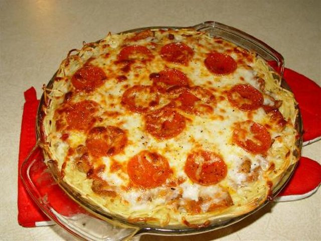 Пицца- пирог из спагетти