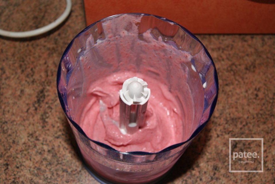 Клубничный коктейль с мятой - Шаг 1