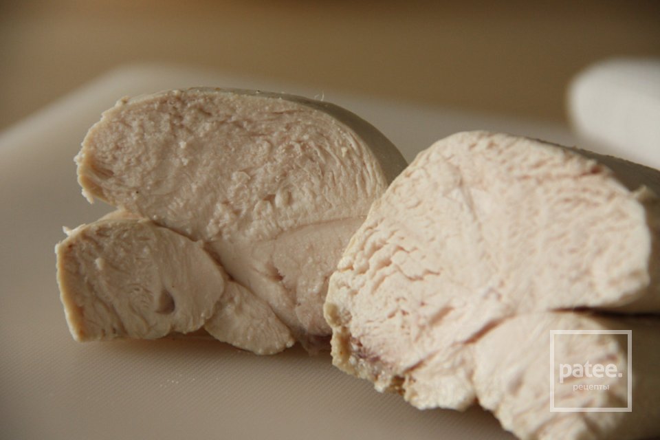 Салат с черносливом и грецким орехом - Шаг 1