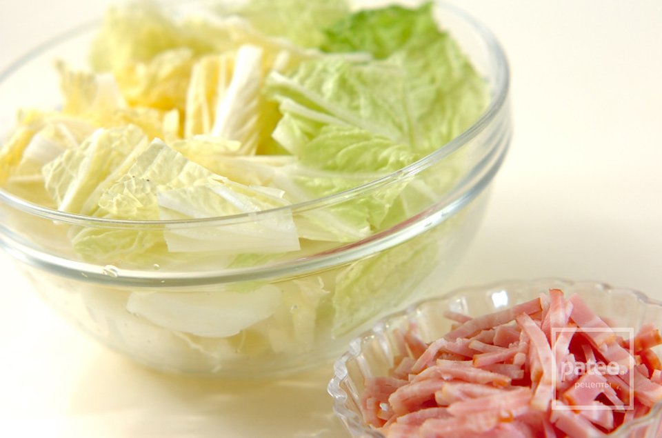 Молочный суп из китайской капусты - Шаг 1