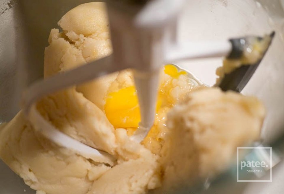 Ванильные кексы с клубникой - Шаг 2