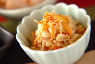 Салат из редьки с тунцом