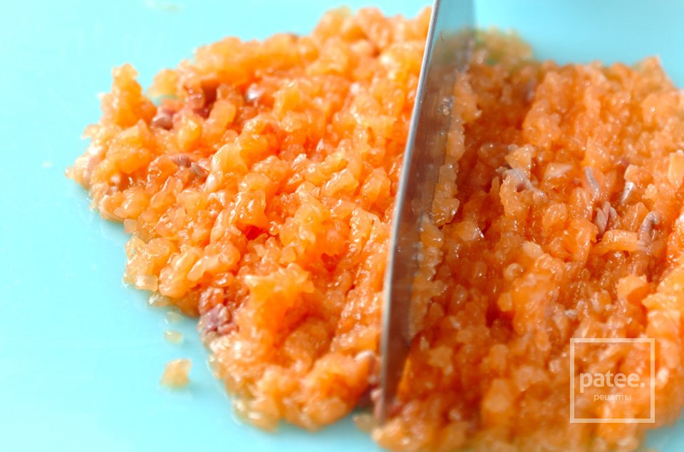 Лососевые котлеты - Шаг 1