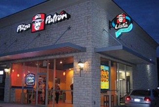 Испаноязычные заказчики в США получат бесплатную пиццу