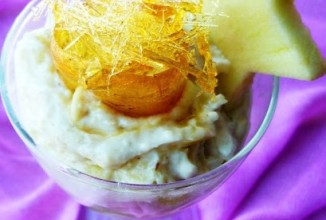 Зеленое яблоко с корицей и йогуртом