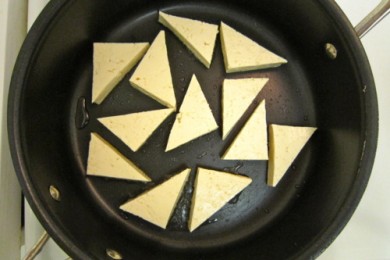 Жареные брокколи с тофу - приготовление