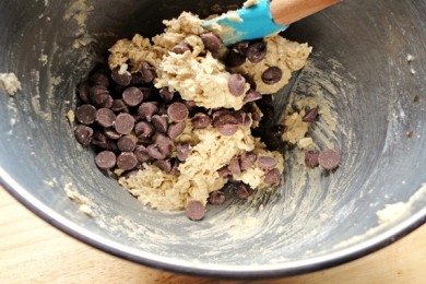 Овсяное печенье с молочным шоколадом и кардамоном - приготовление