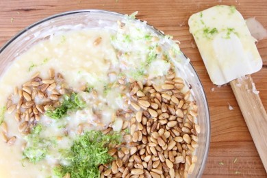 Кокосовое пирожное с лаймом и орехами - приготовление