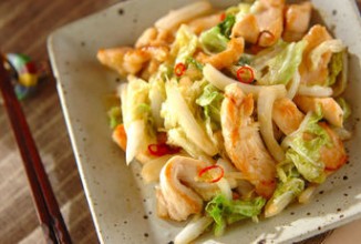 Китайская капуста жареная с курицей