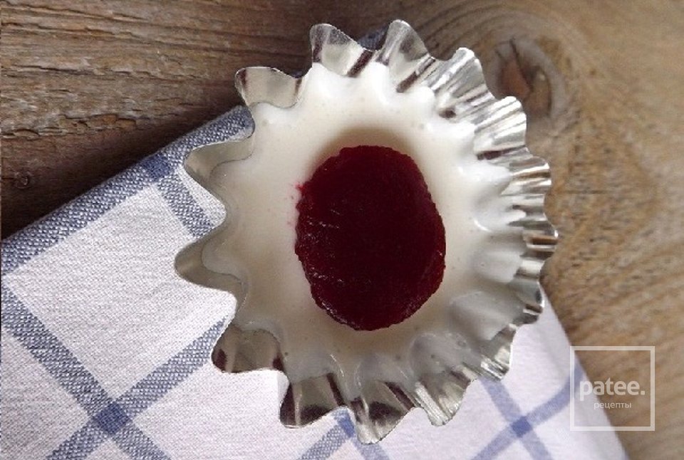 Творожный десерт с малиной - Шаг 4