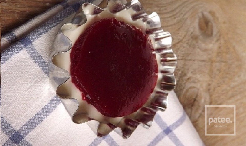 Творожный десерт с малиной - Шаг 7