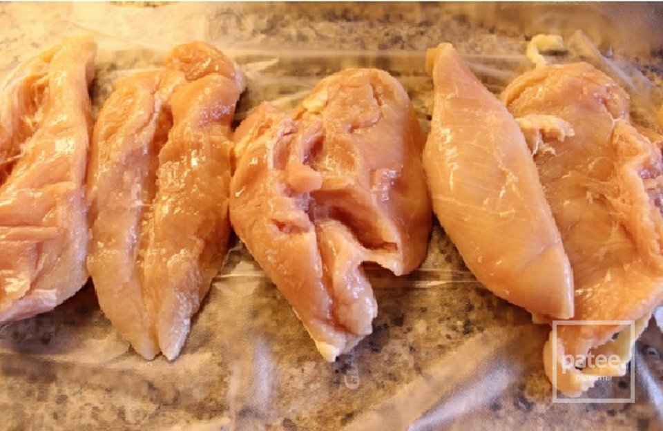 Салат Цезарь с жареным цыпленком - Шаг 3