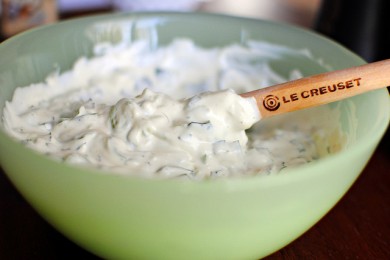 Крылышки в апельсиновой глазури  с соусом из кинзы - приготовление