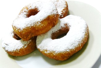 В Америке сегодня отмечают день пончика