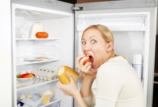 Еда не лечит депрессию,а приводит к ней