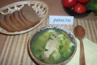 Фасолевый суп с крылышками