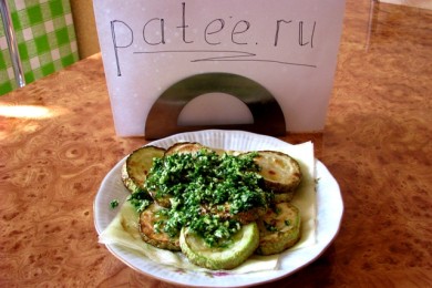 Запеканка с рыбой и кабачками - приготовление