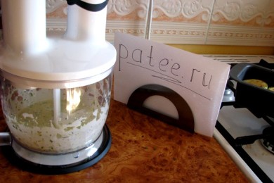 Запеканка с рыбой и кабачками - приготовление