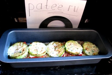 Запеканка с рыбой и кабачками - приготовление