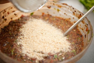 Острый бургер с бобами - приготовление