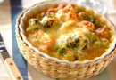 Запеканка из брокколи с курицей и кукурузой