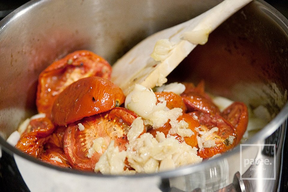 Томатный суп с чесночными гренками - Шаг 11