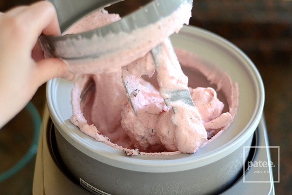 Клубничное мороженое - Шаг 11