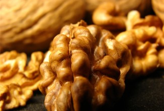 Ученые назвали самый полезный орех