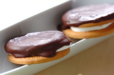 Рецепт Печенье с зефиром в шоколаде