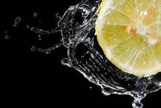 Сок лимона эффективен против камней в почках