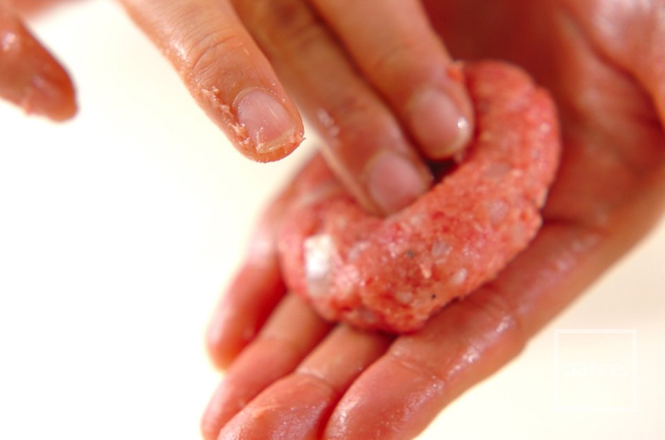 Сливочный салат с мясными шариками - Шаг 3