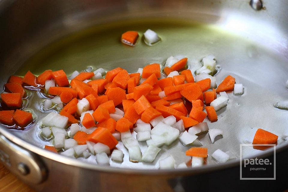 Яйца, запеченные в остром томатном соусе - Шаг 2