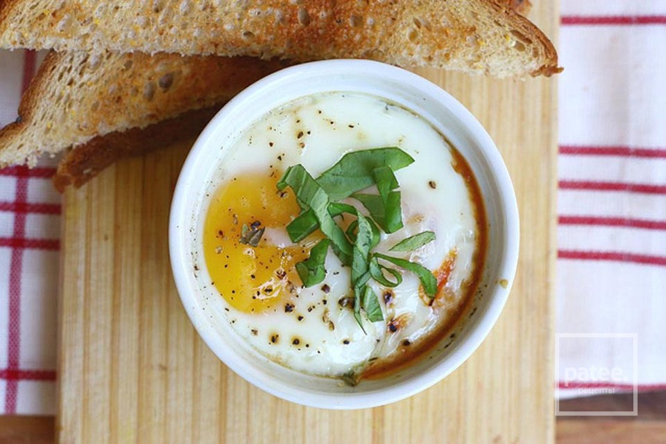 Яйца, запеченные в остром томатном соусе - Шаг 11