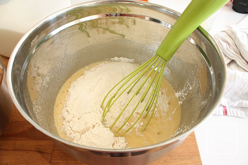 Сахарный пирог в сковородке - Шаг 3